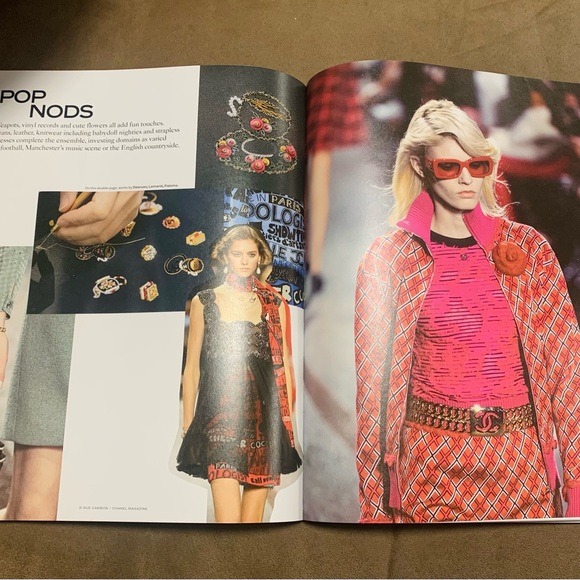 Chanel 31 Rue Cambon Magazine 2023-24 - Picture 4 of 5